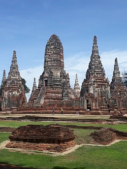 บริการพาเที่ยวพื้นที่ประวัติศาสตร์ของชาติไทย